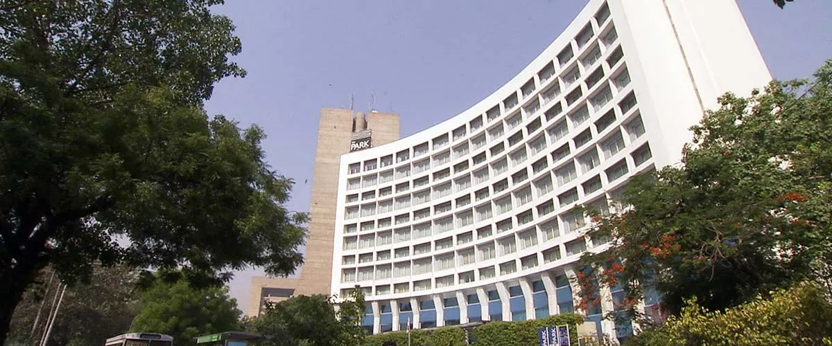 Call Girls in The Park Hotel New Delhi